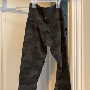 Lululemon align crop camo legging size 6